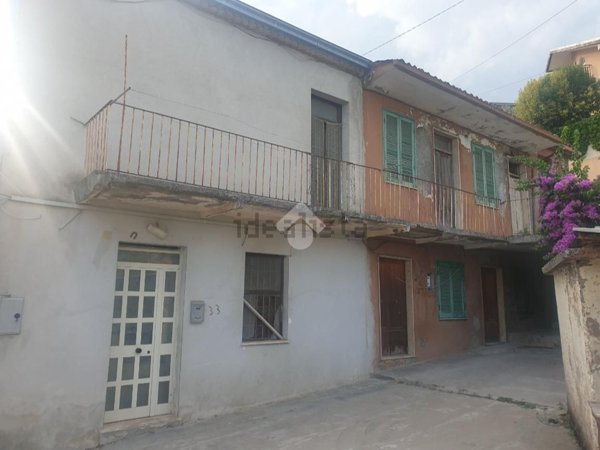 casa indipendente in vendita a Veroli in zona Santa Francesca