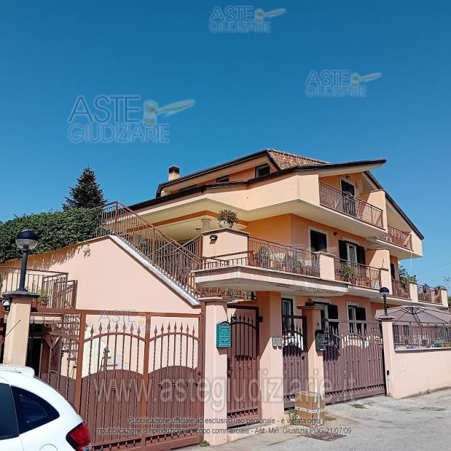 casa indipendente in vendita a Veroli