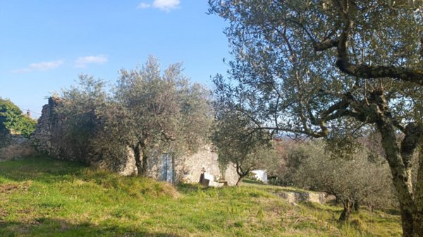 casale in vendita a Veroli in zona Santa Francesca