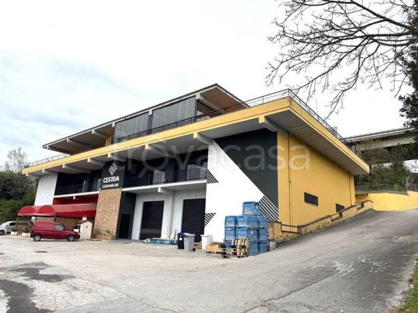 ufficio in vendita a Veroli in zona Castelmassimo