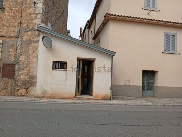 appartamento in vendita a Veroli in zona Santa Francesca