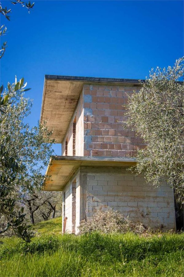 casa indipendente in vendita a Veroli in zona Giglio