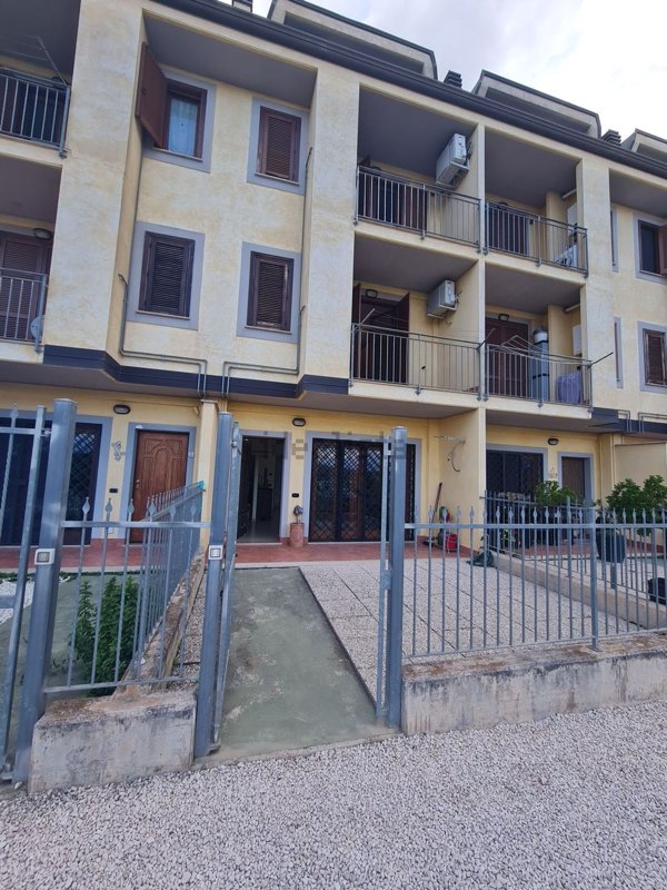 appartamento in vendita a Veroli in zona Colle Ciaffone