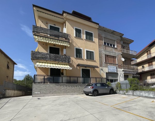 appartamento in vendita a Veroli in zona Castelmassimo