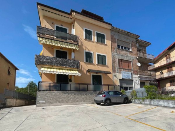 appartamento in vendita a Veroli in zona Castelmassimo