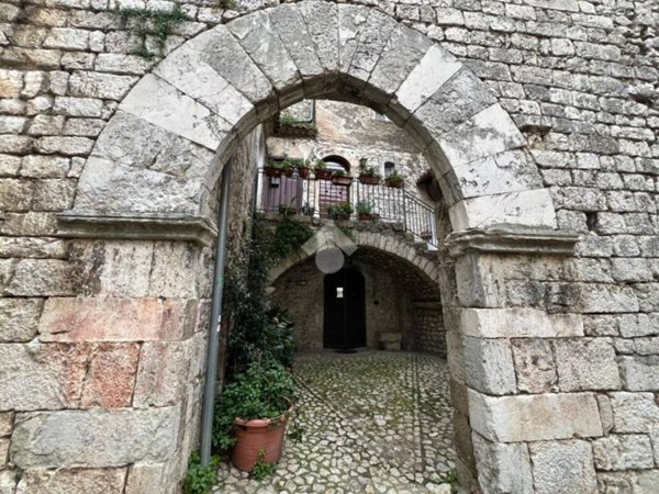 intera palazzina in vendita a Veroli