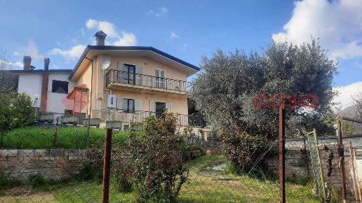 casa indipendente in vendita a Veroli in zona Santa Francesca