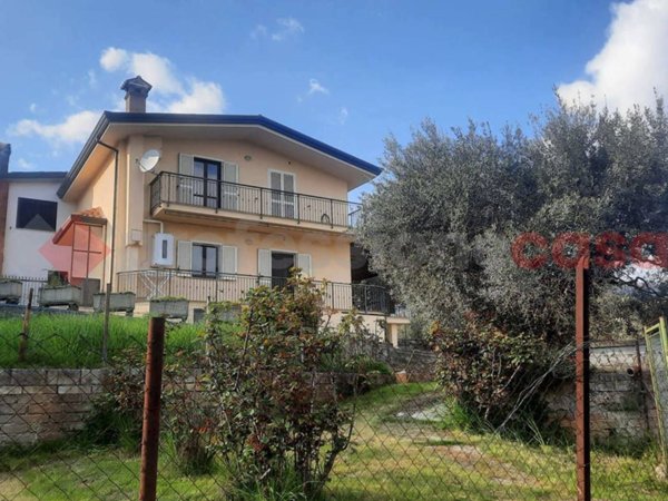 casa indipendente in vendita a Veroli in zona Santa Francesca