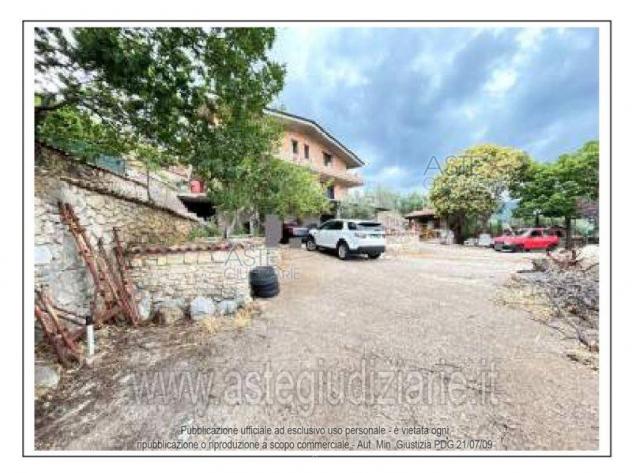 casa indipendente in vendita a Veroli