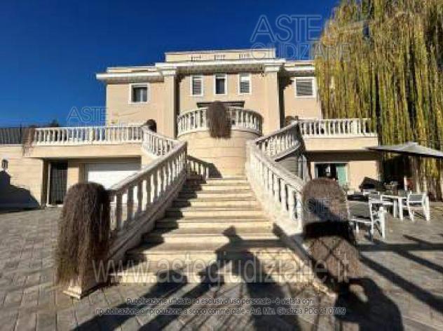 casa indipendente in vendita a Veroli