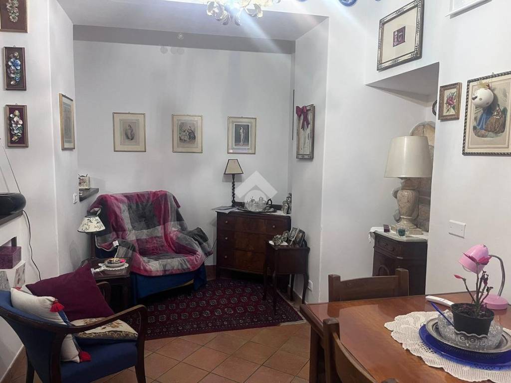 appartamento in vendita a Veroli in zona Case Scaccia