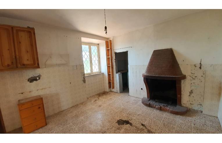casa indipendente in vendita a Veroli in zona Santa Francesca