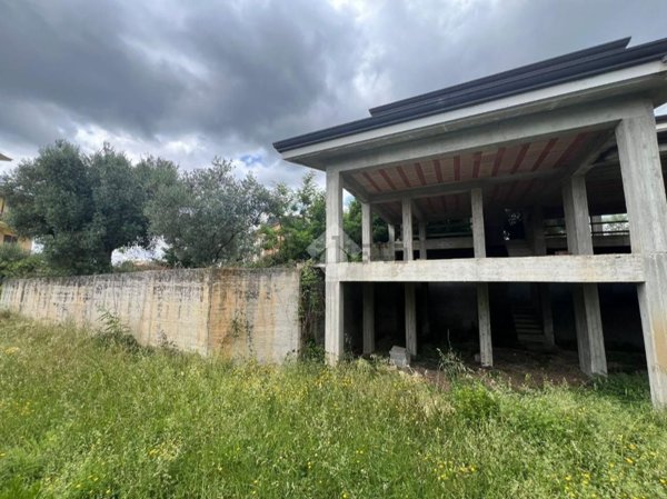casa indipendente in vendita a Veroli in zona Madonna di Foiano
