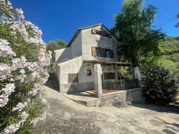 casa indipendente in vendita a Vicalvi