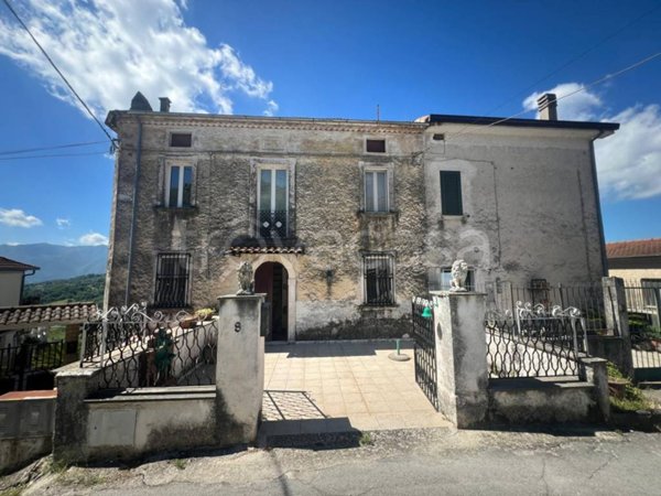 casa indipendente in vendita a Vicalvi