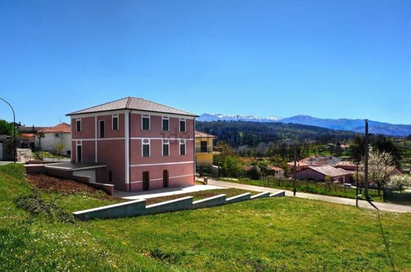 casa indipendente in vendita a Vicalvi