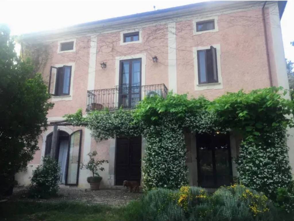 casa indipendente in vendita a Vicalvi
