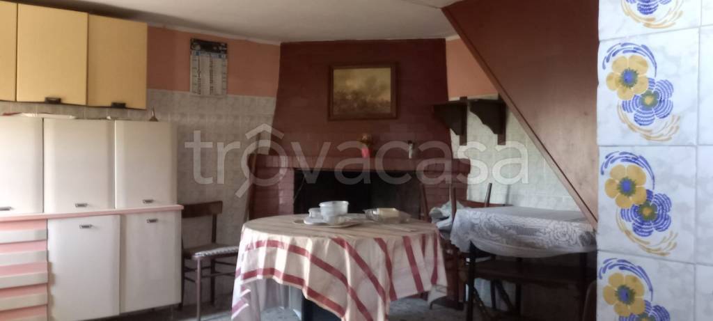appartamento in vendita a Vico nel Lazio