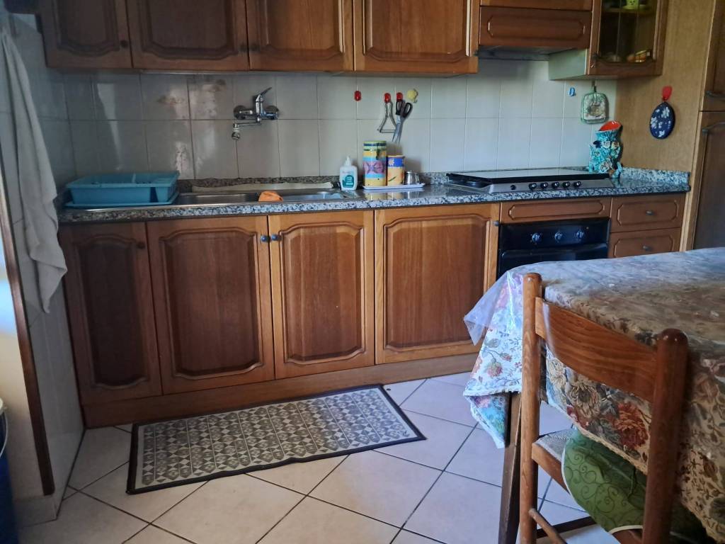 casa indipendente in vendita a Vico nel Lazio in zona Pitocco