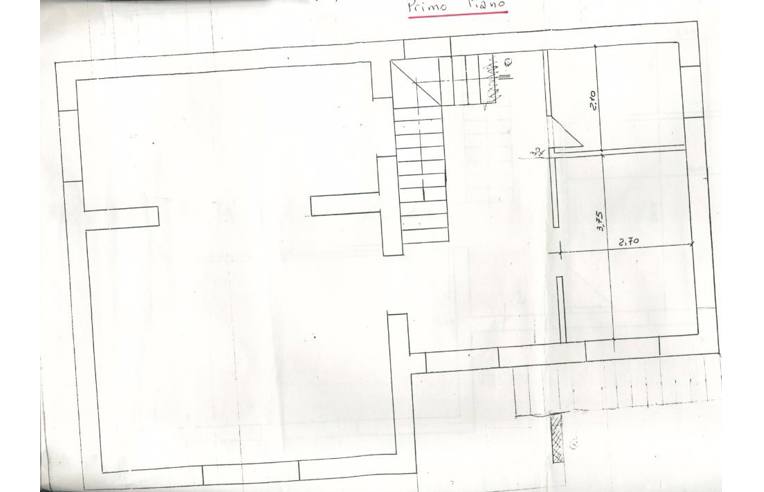 casa indipendente in vendita a Vico nel Lazio in zona Pitocco