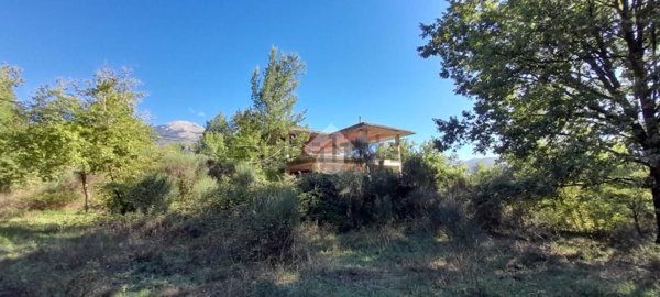 appartamento in vendita a Vico nel Lazio