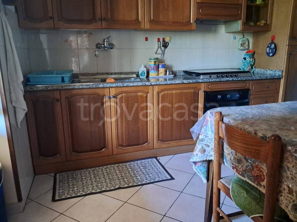 casa indipendente in vendita a Vico nel Lazio