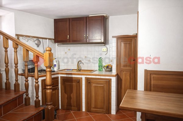 appartamento in vendita a Vico nel Lazio