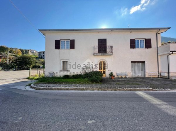 casa indipendente in vendita a Villa Latina
