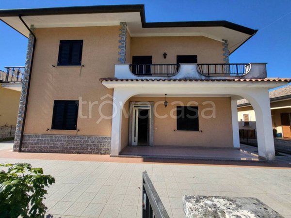 casa indipendente in vendita a Villa Latina