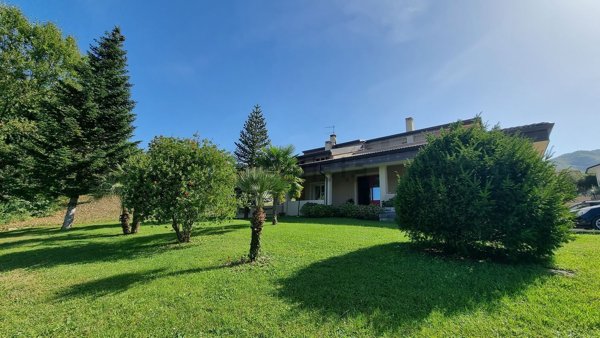 casa indipendente in vendita a Villa Latina