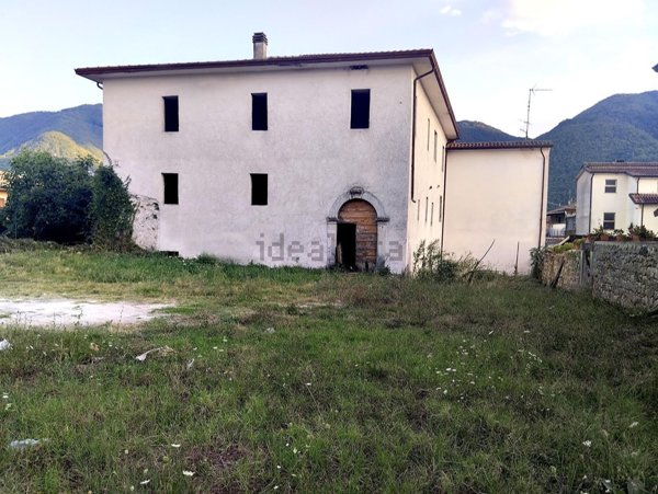 casa indipendente in vendita a Villa Latina