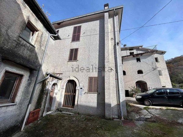 casa indipendente in vendita a Villa Latina