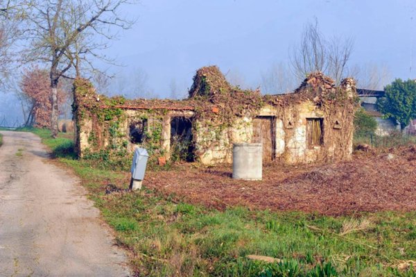 casa indipendente in vendita a Villa Santa Lucia