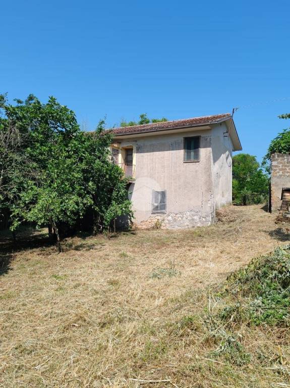 casa indipendente in vendita a Villa Santo Stefano