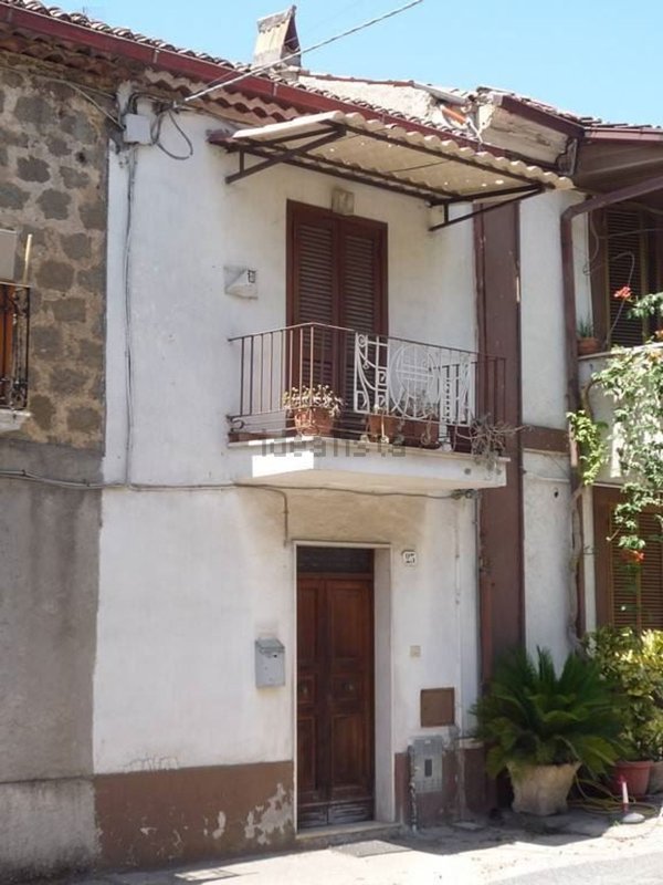 casa indipendente in vendita a Villa Santo Stefano