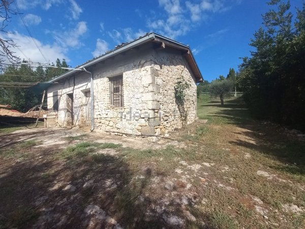 casa indipendente in vendita a Villa Santo Stefano