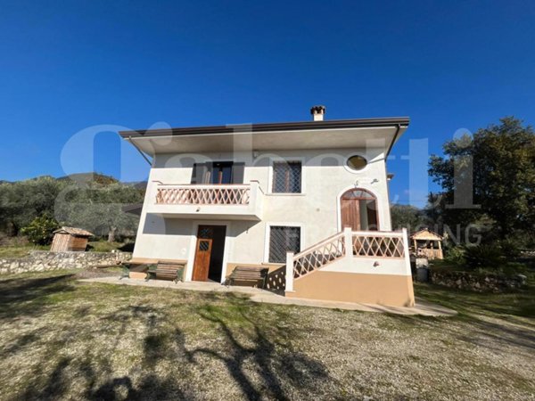 casa indipendente in vendita ad Alife