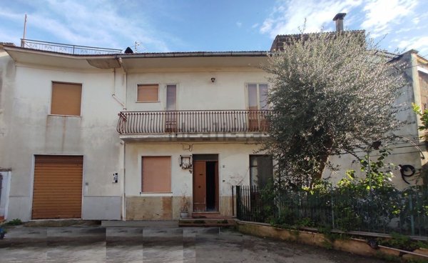 casa indipendente in vendita ad Alife