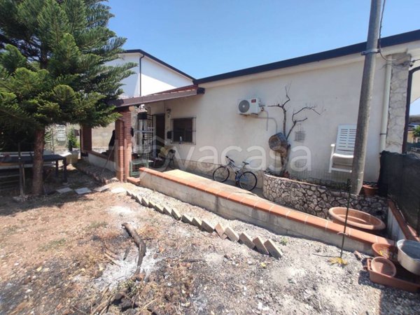 casa indipendente in vendita ad Alife in zona Forma