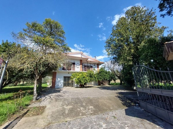 casa indipendente in vendita ad Alife