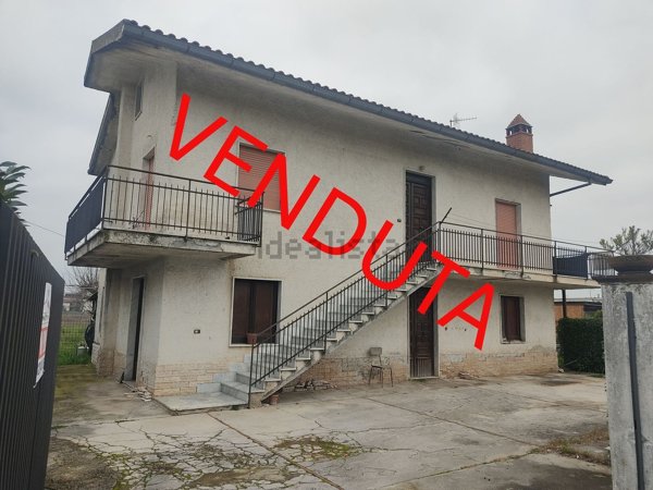casa indipendente in vendita ad Alife
