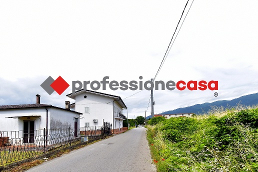 casa indipendente in vendita ad Alife in zona Pera