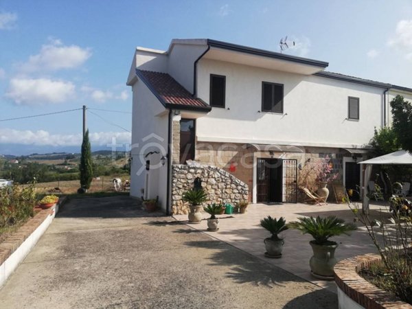 casa indipendente in vendita ad Alvignano