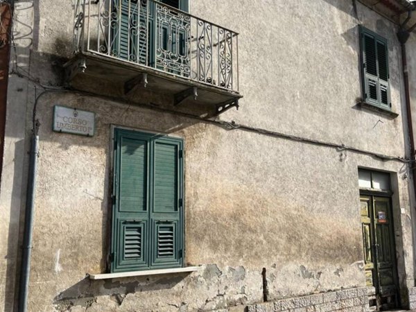 casa indipendente in vendita ad Alvignano