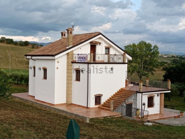 casa indipendente in vendita ad Alvignano