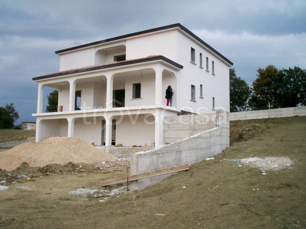 casa indipendente in vendita ad Alvignano