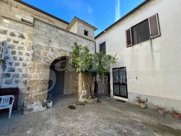 casa indipendente in vendita ad Alvignano