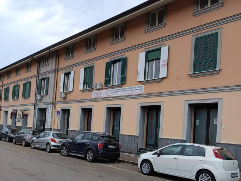 ufficio in vendita ad Alvignano in zona Annunziata