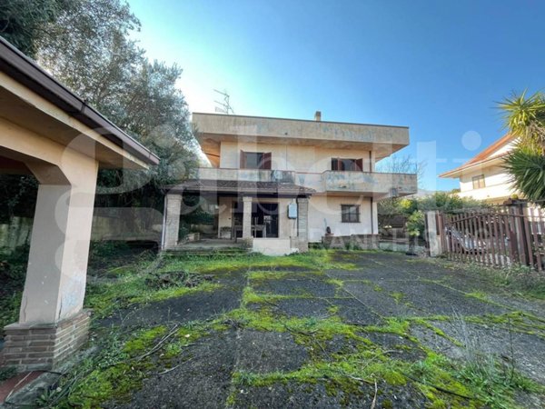casa indipendente in vendita ad Alvignano