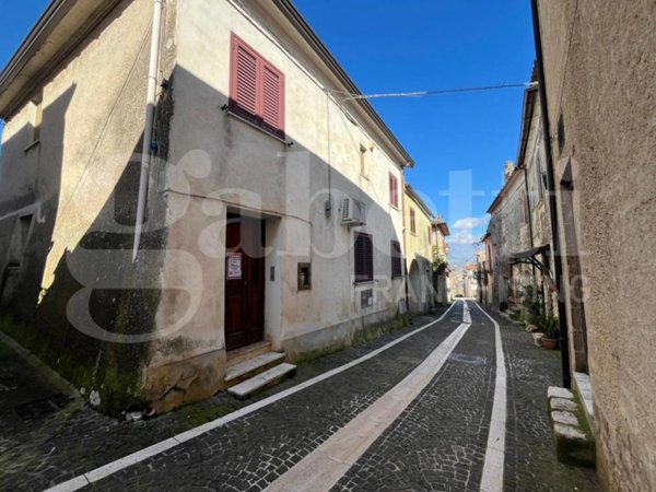 casa indipendente in vendita ad Alvignano in zona San Mauro